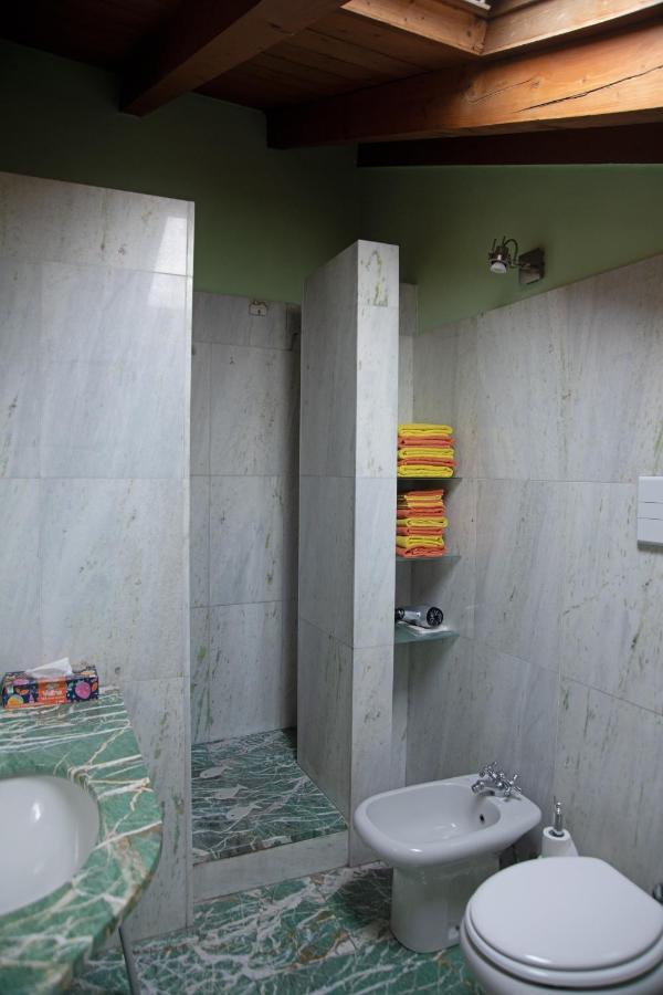 Casa Dolce Casa Alzaia Grande Apartment Милано Екстериор снимка